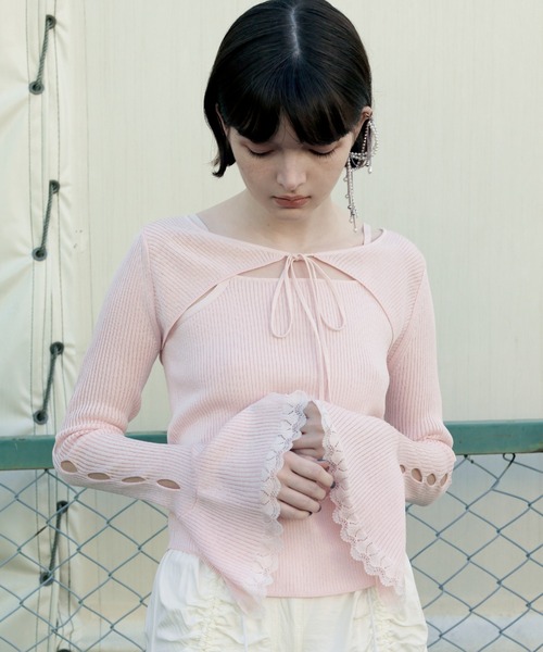 FURFUR（ファーファー）の「アームボレロレイヤードプルオーバー（カーディガン/ボレロ・レディース・ホワイト/ブラック/ミント/ピンク・FREE）」の4枚目の写真