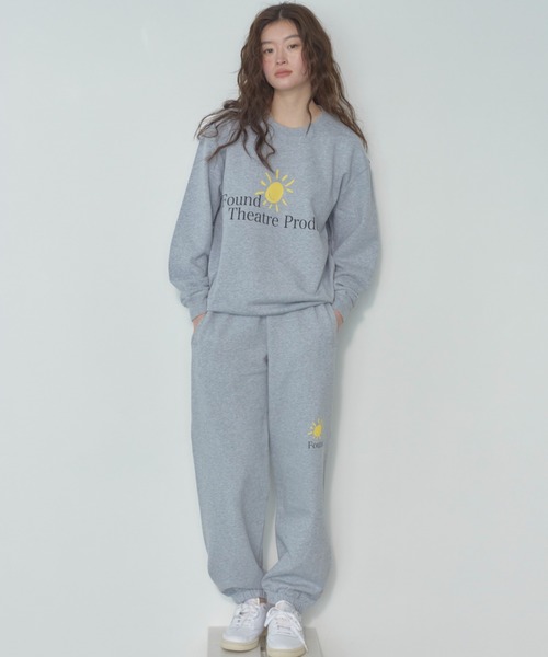 THEATRE PRODUCTS(シアタープロダクツ)の「SMILING SUNスウェットプルオーバー(スウェット・レディース・ネイビー/グレー・FREE)」の10枚目の写真