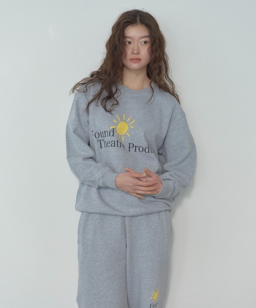 THEATRE PRODUCTS(シアタープロダクツ)の「SMILING SUNスウェットプルオーバー(スウェット・レディース・ネイビー/グレー・FREE)」の11枚目の写真