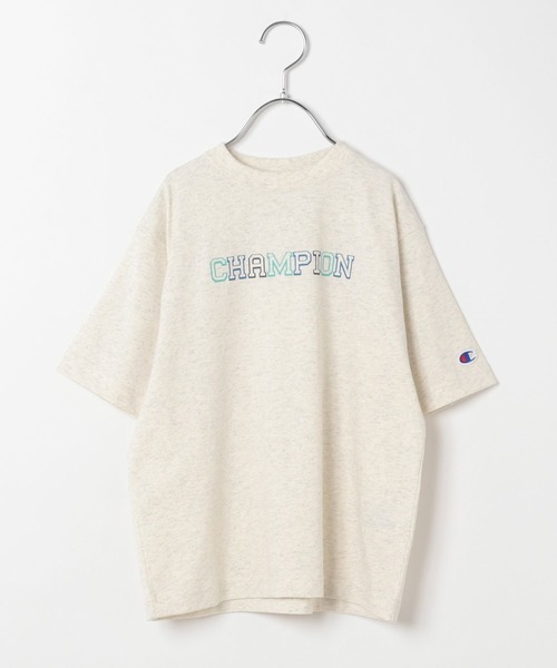 Champion(チャンピオン)の「【Champion(チャンピオン)】ロゴプリントT(KIDS)(Tシャツ/カットソー・キッズ・ホワイト/ブルー/オートミール・150cm/140cm/130cm/120cm/160cm)」の3枚目の写真