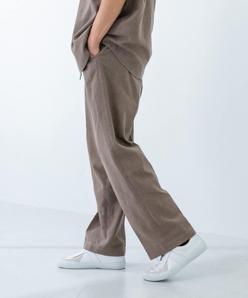 URBAN RESEARCH(アーバンリサーチ)の「LINEN PIN HEAD TUCK PANTS(その他パンツ・メンズ・グレー系その他/ブラック系その他・LARGE/MEDIUM)」の11枚目の写真