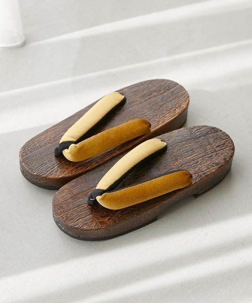 Neina（ネイナ）の「【浴衣】花柄ワンピース浴衣セット（上衣＋ワンピース＋へこ帯＋下駄）〔Neina〕（浴衣・レディース・ネイビー系/ブルー系/イエロー系・FREE）」の12枚目の写真