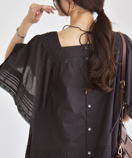SHIPS for women / シップスウィメン quaranciel:〈洗濯機可能〉コットン レース ライン スクエア ネック ブラウス セール】quaranciel:〈洗濯機可能〉コットン レース ライン