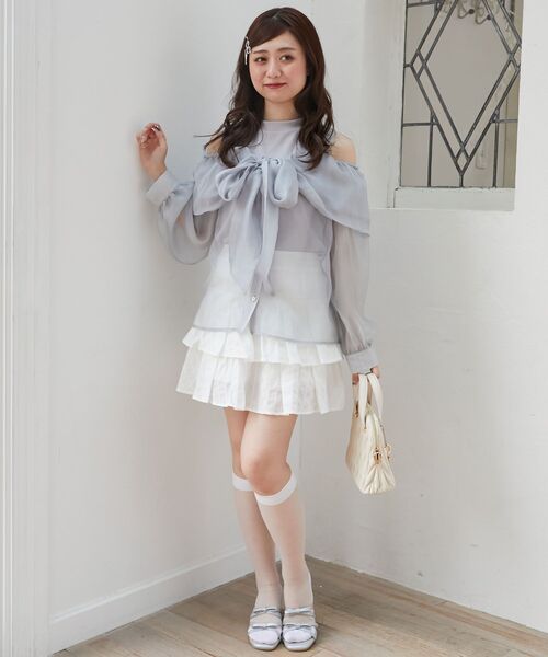 MAJESTIC LEGON(マジェスティックレゴン)の「タンクセットリボンシアーブラウス(シャツ/ブラウス・レディース・アイボリー/ピンクベージュ/グレー・MEDIUM)」の20枚目の写真