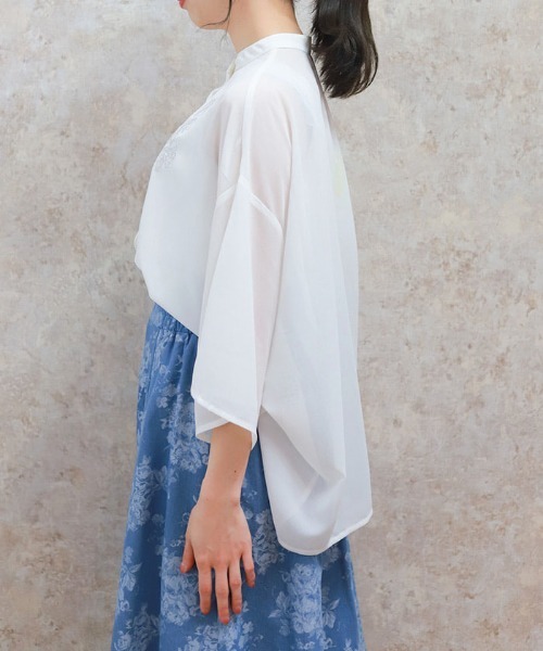 axes femme(アクシーズファム)の「エンブロイダリーシャツ(シャツ/ブラウス・レディース・ホワイト/ブラック/ブルーグリーン・FREE)」の18枚目の写真