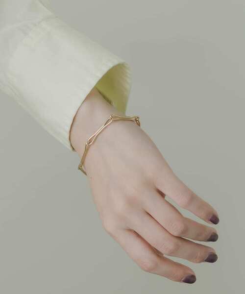 SMELLY（スメリー）の「メタルデザインチェーンスライドブレスレット（ブレスレット・レディース・ゴールド・-）」の3枚目の写真