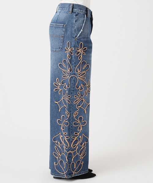 JOURNAL STANDARD(ジャーナルスタンダード)の「【YOU LOOK GOOD×JS】コードエンブロイダリーデニムパンツ(デニムパンツ・レディース・ブルー・36/38)」の8枚目の写真