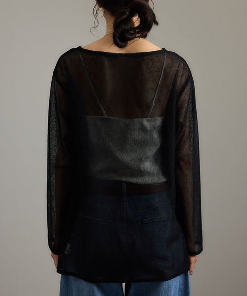 SALON adam et rope'（サロン アダム エ ロペ）の「リネンブレンドメッシュロングスリーブプルオーバー（ニット/セーター・レディース・ブラック/キナリ・FREE）」の12枚目の写真