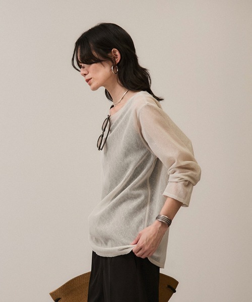 SALON adam et rope'（サロン アダム エ ロペ）の「リネンブレンドメッシュロングスリーブプルオーバー（ニット/セーター・レディース・ブラック/キナリ・FREE）」の18枚目の写真