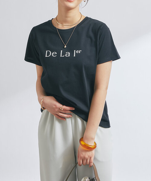 un dix cors(アンディコール)の「《接触冷感・吸水速乾》箔ラインロゴTシャツ(Tシャツ/カットソー・レディース・ブラック/ホワイト・FREE)」の1枚目の写真