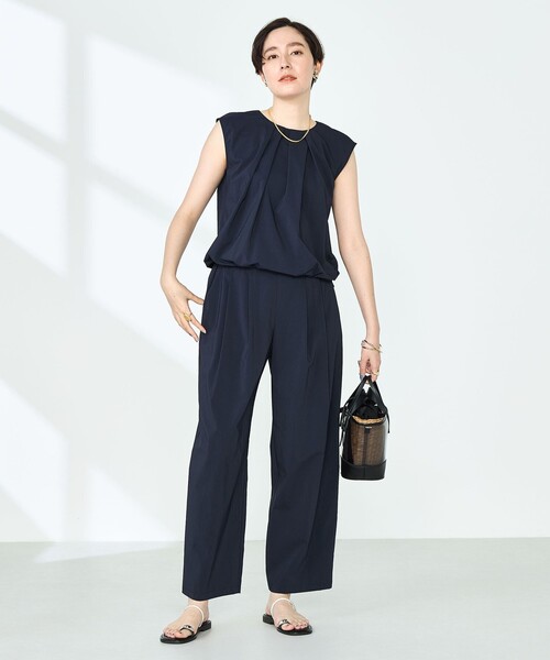 NOLLEY’S（ノーリーズ）の「《セットアップ対応》撥水ストレッチタフタツータックパンツ（その他パンツ・レディース・ネイビー/ライトブルー・38/36）」の19枚目の写真