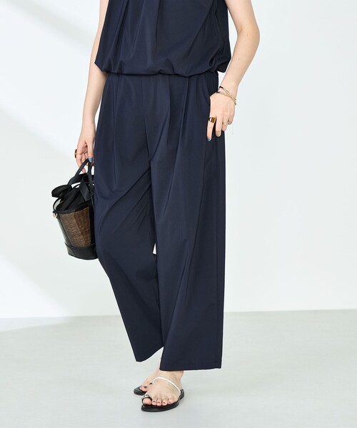 NOLLEY’S（ノーリーズ）の「《セットアップ対応》撥水ストレッチタフタツータックパンツ（その他パンツ・レディース・ネイビー/ライトブルー・38/36）」の14枚目の写真