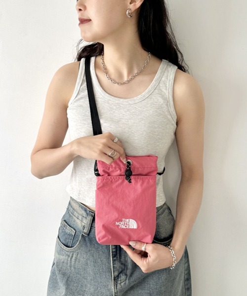 THE NORTH FACE（ザノースフェイス）の「国内未発売 THE NORTH FACE(ザ・ノースフェイス)/ミニショルダー クロスバッグ スマホショルダー ポーチ/SIMPLE STRING BAG MINI（ショルダーバッグ・レディース・ピンク/ブラック/クリーム/グレー・FREE）」の8枚目の写真