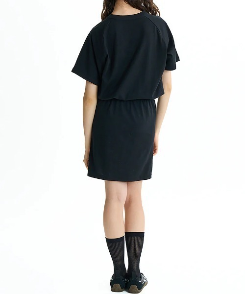 RVCA(ルーカ)の「【RVCA/ルーカ】25SS MINI RVCA RAGLAN TEE/ルーカシャーリングブラウジングロゴワンピース(ワンピース・レディース・ブラック・MEDIUM/LARGE)」の3枚目の写真