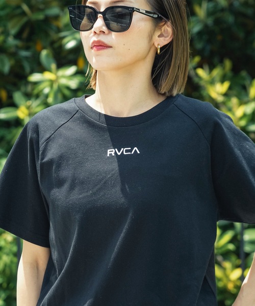 RVCA(ルーカ)の「【RVCA/ルーカ】25SS MINI RVCA RAGLAN TEE/ルーカシャーリングブラウジングロゴワンピース(ワンピース・レディース・ブラック・MEDIUM/LARGE)」の16枚目の写真