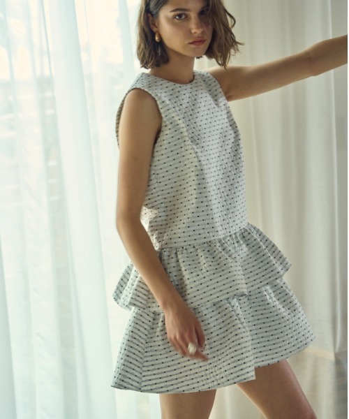 ERADIE(エラディエ)の「Jacquard tiered mini one piece ジャガードティアードミニワンピース(ワンピース・レディース・ホワイト/レッド/ネイビー・FREE)」の8枚目の写真