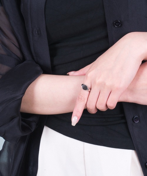 TOM WOOD（トムウッド）の「【TOMWOOD/トムウッド】Ice Ring Slim　シルバーリング 指輪 ピンキー（リング・レディース・シルバー・48/50/52/54/56）」の13枚目の写真