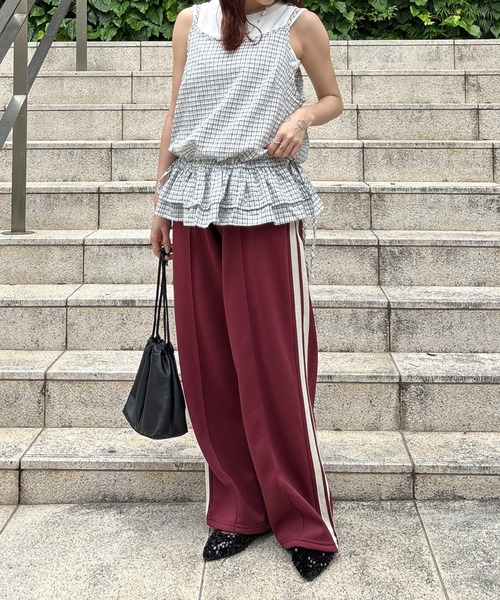 ISOOK（アイスー）の「【ISOOK / アイスー】ウエストリボンチェックフリルキャミソール / ビスチェ タンクトップ ノースリーブ レイヤード 重ね着 チュニック丈 ホワイト ネイビー 白 紺 ZOZOTOWN限定（キャミソール・レディース・ネイビー/ホワイト・FREE）」の22枚目の写真