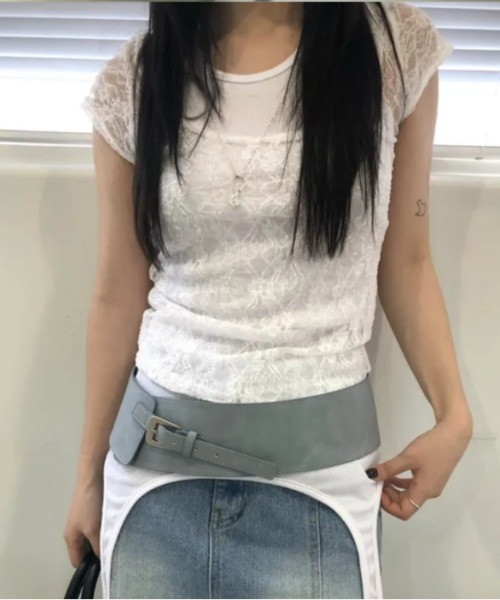 Vipoa（ヴィポア）の「フラワーレーススリムトップス（Tシャツ/カットソー・レディース・ホワイト/ピンク/レッド/ブラック/ブルー・FREE）」の7枚目の写真