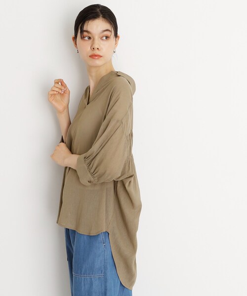 THE SHOP TK (ザ ショップ ティーケー )の「後ろギャザーシアーシャツ【体型カバー/洗える】(シャツ/ブラウス・レディース・ブラウン系その他/アイボリー/パープル系4・99)」の8枚目の写真