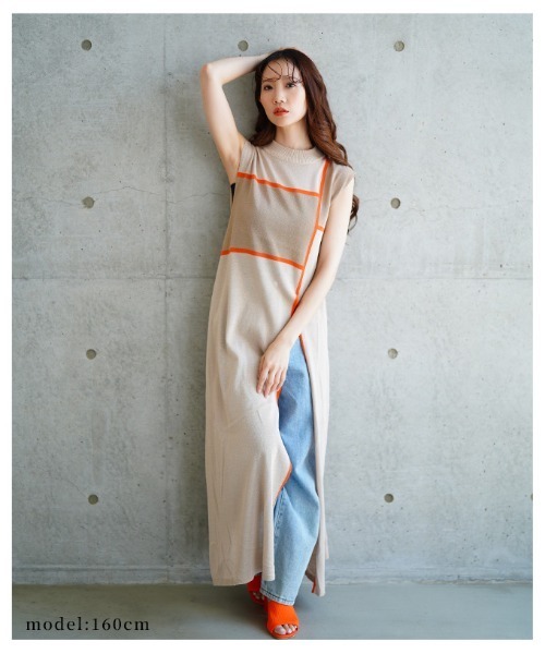 Sawa a la mode(サワアラモード)の「麻タッチスリットニットワンピース(ワンピース・レディース・ブラック/ベージュ・FREE)」の5枚目の写真