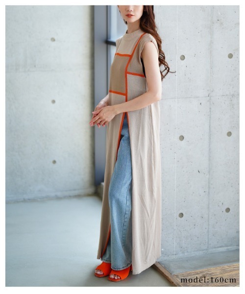 Sawa a la mode(サワアラモード)の「麻タッチスリットニットワンピース(ワンピース・レディース・ブラック/ベージュ・FREE)」の9枚目の写真
