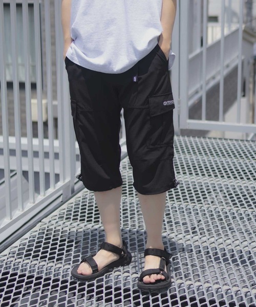 OUTDOOR PRODUCTS(アウトドアプロダクツ)の「OUTDOOR PRODUCTS ポリリップストレッチカーゴクロップドパンツ【UVカット ドライ】(カーゴパンツ・メンズ・ブラック/カーキ/グレイッシュベージュ・M/L/XL)」の5枚目の写真