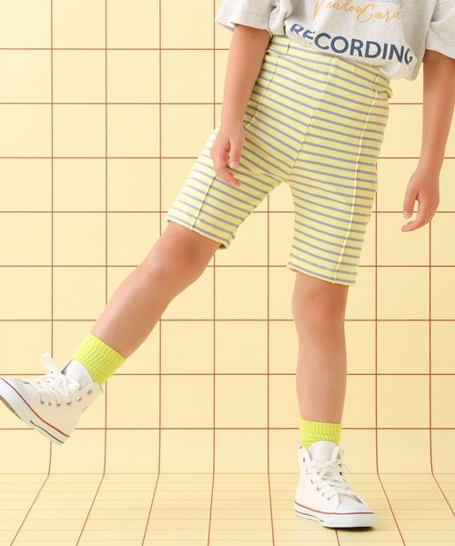 LEPSIM（レプシィム）の「【KIDS】ピンタックリブサイクルパンツ　578677（その他パンツ・キッズ・ブラック/イエロー/オレンジ・130/120/140）」の2枚目の写真