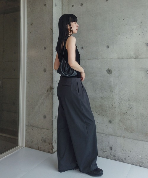 ZOZOMARKET(ゾゾマーケット)の「ZOZOMARKET by RIKA-ファインツイルワイドスラックス(スラックス・レディース・チャコールグレー/ブラック/ネイビー・マルチサイズ)」の16枚目の写真