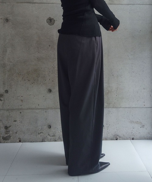 ZOZOMARKET(ゾゾマーケット)の「ZOZOMARKET by RIKA-ファインツイルワイドスラックス(スラックス・レディース・チャコールグレー/ブラック/ネイビー・マルチサイズ)」の21枚目の写真