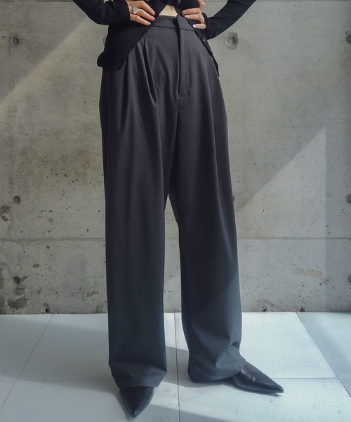 大幅値下げ！新品タグ付【SUKALA】セットアップ レイヤードタンク＆レギンス セール】ZOZOMARKET by RIKA-ファインツイルワイドスラックス