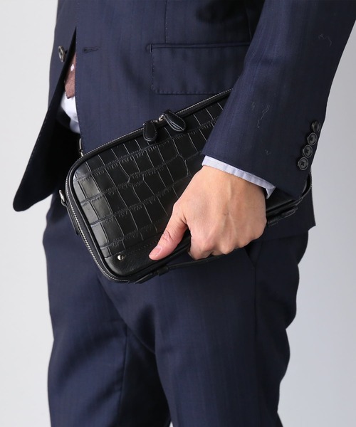 sankyo shokai(サンキョウショウカイ)の「クロコダイルレザー2way クラッチバッグ ボディバッグ メンズ(ボディバッグ/ウエストポーチ・メンズ・ブラック/グレー・FREE)」の3枚目の写真