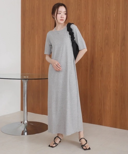 Bab(バブ)の「【S・Mサイズ展開】ラメカットソーハーフスリーブスリットワンピース(ワンピース・レディース・杢グレー/ブラック/パープル・MEDIUM/SMALL)」の6枚目の写真