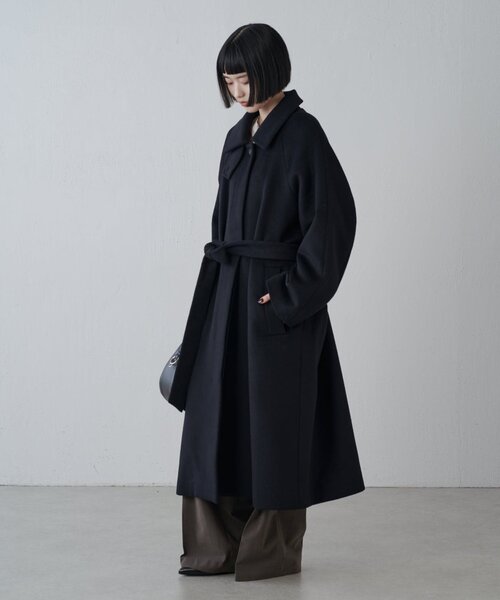 Lui's（ルイス）の「ビーバーメルトンボリュームコート（ステンカラーコート・レディース・ブラック/チャコールグレー・FREE）」の22枚目の写真