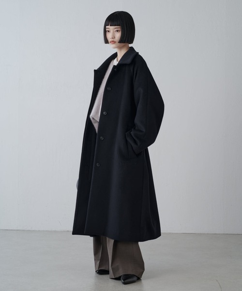 Lui's（ルイス）の「ビーバーメルトンボリュームコート（ステンカラーコート・レディース・ブラック/チャコールグレー・FREE）」の3枚目の写真