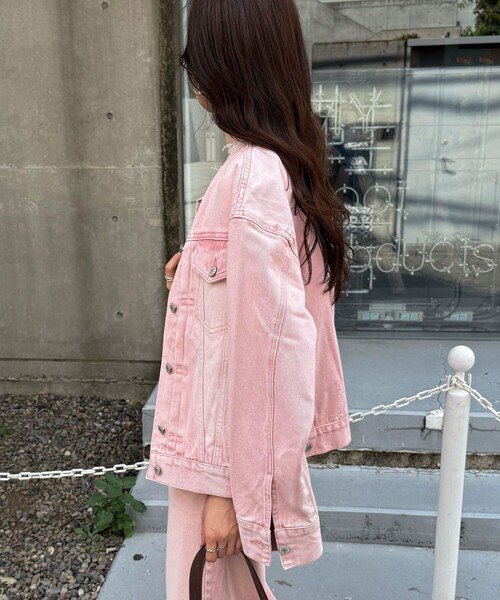 fredy emue（フレディエミュ）の「ノーカラーコンパクトデニムジャケット（デニムジャケット・レディース・ピンク/ブラウン/ブルー・38）」の12枚目の写真