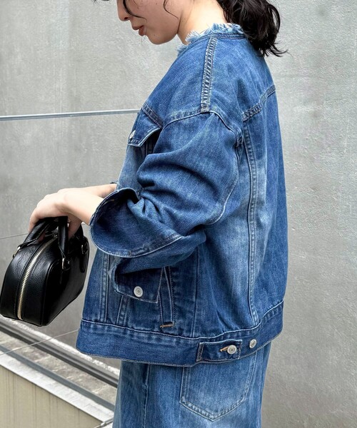 fredy emue（フレディエミュ）の「ノーカラーコンパクトデニムジャケット（デニムジャケット・レディース・ピンク/ブラウン/ブルー・38）」の21枚目の写真