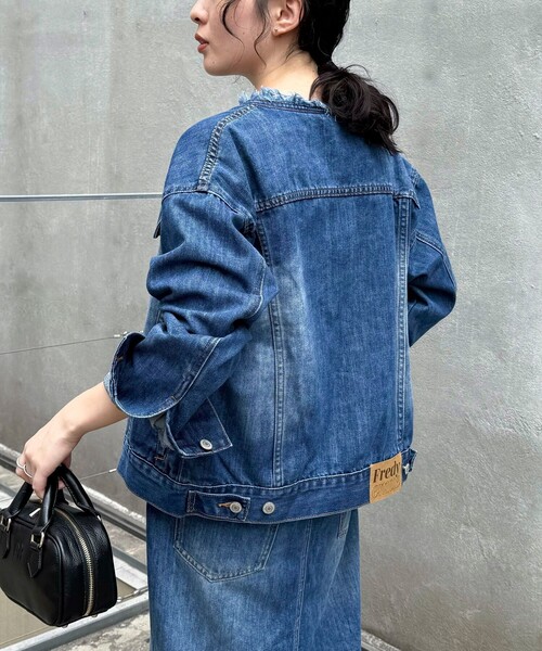 fredy emue（フレディエミュ）の「ノーカラーコンパクトデニムジャケット（デニムジャケット・レディース・ピンク/ブラウン/ブルー・38）」の22枚目の写真