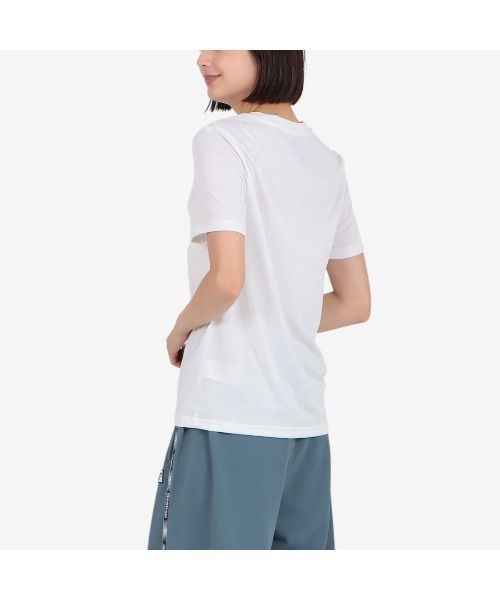 Reebok（リーボック）の「ロゴ トレーニング Tシャツ / CASIDY CORE SS TOP（Tシャツ/カットソー・レディース・ブラック/パープル・MEDIUM/SMALL/X-SMALL）」の4枚目の写真