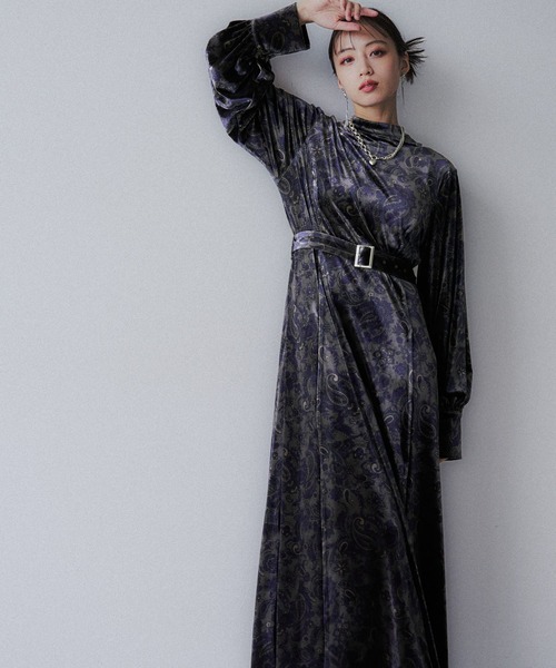 HARE（ハレ）の「2WAYペイズリーベロアワンピース(HARE)（ワンピース・レディース・ブラック/グレー・FREE）」の2枚目の写真