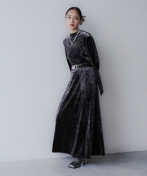 HARE（ハレ）の「2WAYペイズリーベロアワンピース(HARE)（ワンピース・レディース・ブラック/グレー・FREE）」の6枚目の写真