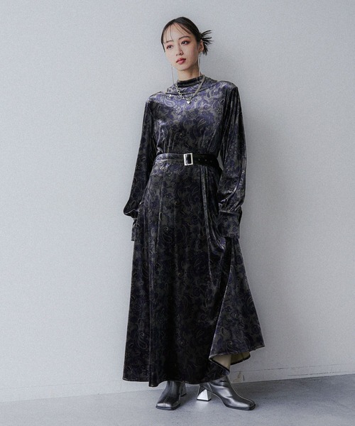 HARE（ハレ）の「2WAYペイズリーベロアワンピース(HARE)（ワンピース・レディース・ブラック/グレー・FREE）」の5枚目の写真