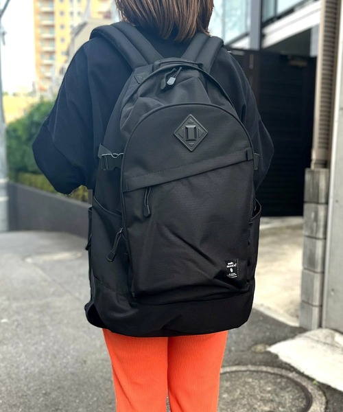 anello GRANDE(アネログランデ)の「【anello GRANDE】大容量 HC 40L撥水リュック(バックパック/リュック・レディース・ブラック/ベージュ・FREE)」の1枚目の写真