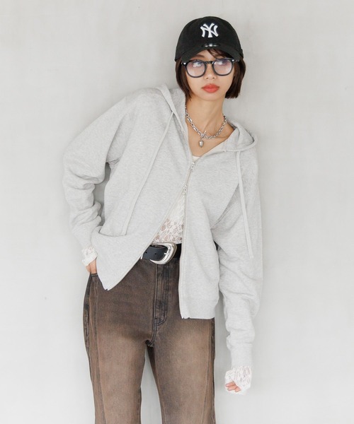 PAGEBOY（ページボーイ）の「クラフトスウェットWZIPパーカー/フーディ　【ミドル・ロング丈の選べる2サイズ展開】（パーカー・レディース・杢グレー/ダークネイビー/レッド系その他/ブラック系/ブラウン/モスグリーン・MEDIUM/LARGE）」の16枚目の写真