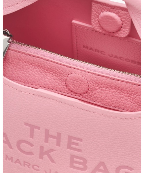 MARC JACOBS（マークジェイコブス）の「THE MINI SACK BAG/ザ ミニ サック バッグ（ハンドバッグ・レディース・ライトピンク/レッド/ミント/ローズ・ONE SIZE）」の13枚目の写真