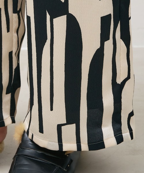 MICA&DEAL(マイカ&ディール)の「サテンプリントイージーパンツ(その他パンツ・レディース・アイボリー/ブラウン/ブルー・FREE)」の14枚目の写真