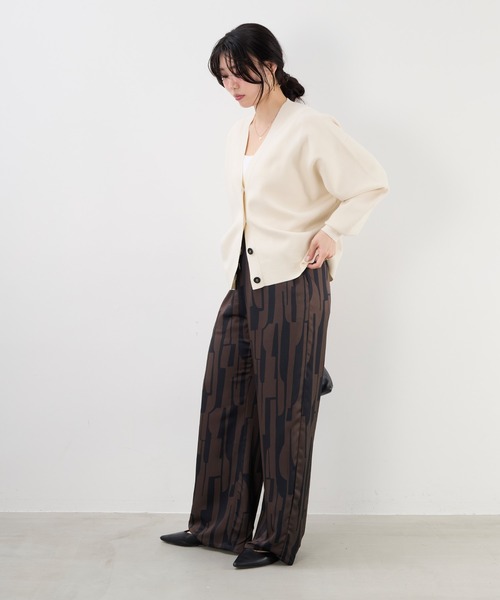 MICA&DEAL(マイカ&ディール)の「サテンプリントイージーパンツ(その他パンツ・レディース・アイボリー/ブラウン/ブルー・FREE)」の19枚目の写真