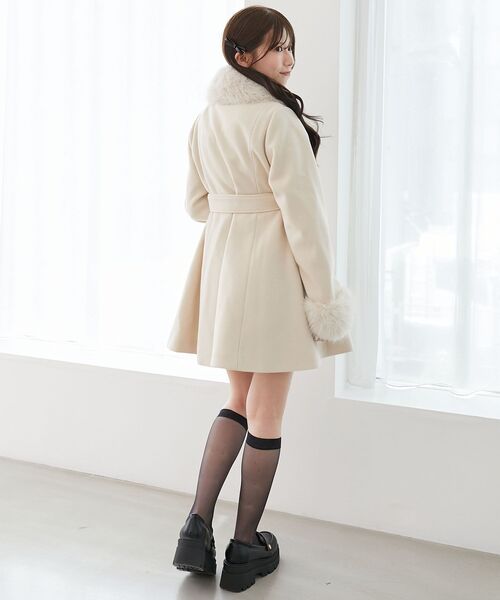 本日限定値下げ❣️leur logette アイボリー ファー付きロングコート 本日限定値下げ❣️leur logette アイボリー ファー付きロングコート