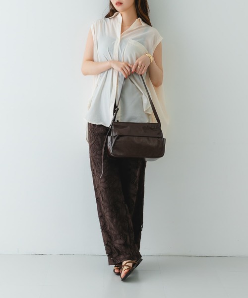 WEB限定』ポケットワンショルダーミドルバッグ（ショルダーバッグ