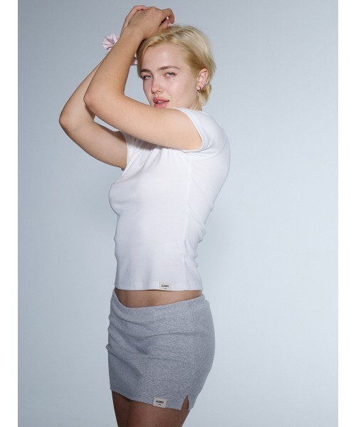 GLOWNY（グロウニ―）の「G CLASSIC MINI SKIRT（スカート・レディース・ホワイト/ブラック/グレー/ピンク/イエロー系/グリーン系その他/ブルー・SMALL/MEDIUM/X-SMALL/LARGE）」の3枚目の写真